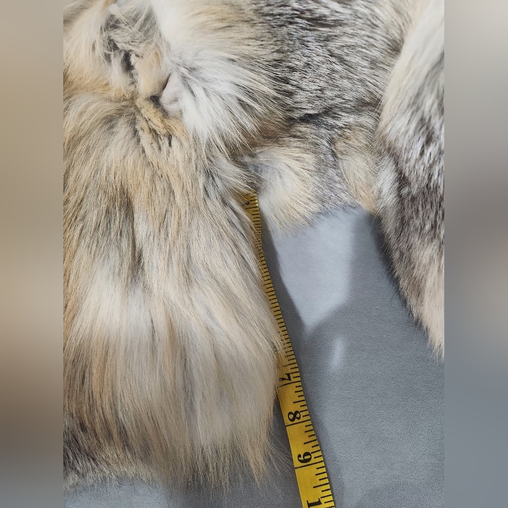 REAL Golden Island Fox Fur Coat - Picture 6 of 7
